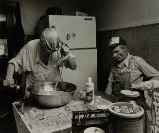 Mamie Neugent Washing her Hair