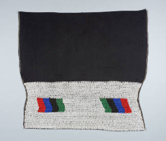 Apron worn by married women over isidwaba (utshodo)