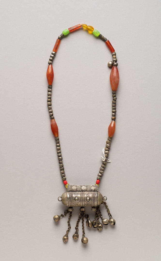 Necklace and porte Koran