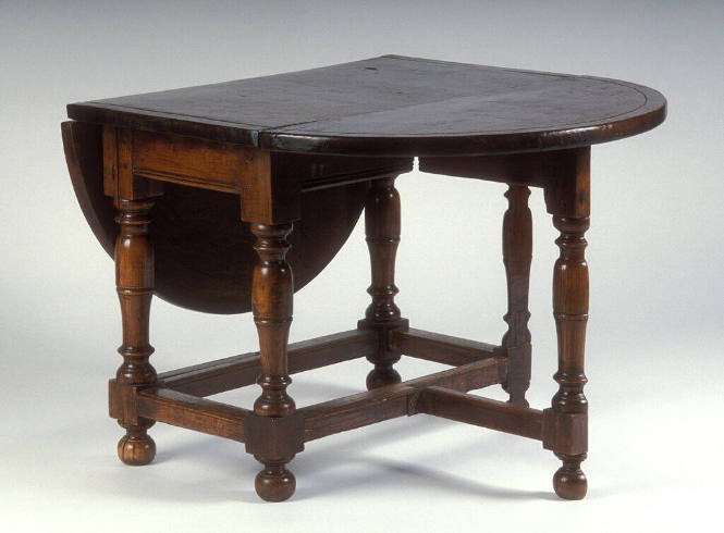 Swing-Leg Table