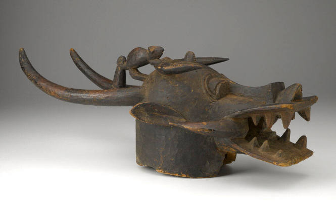 Helmet Mask  (kponyugu)