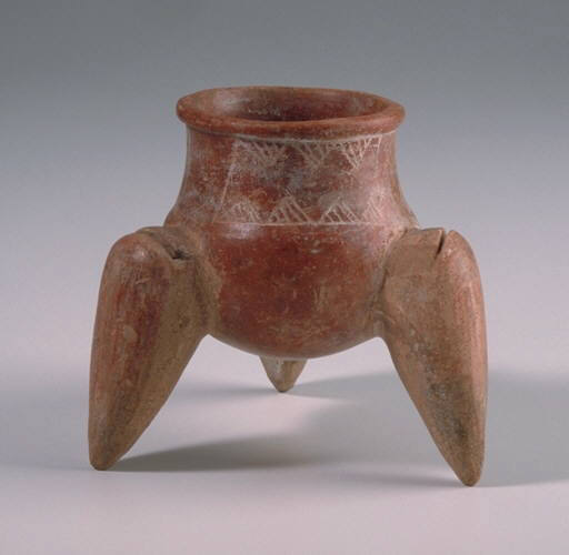 Tripod Vessel